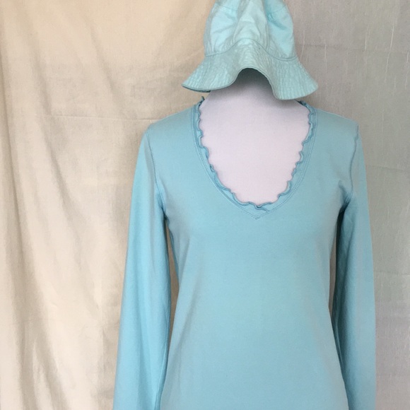Gap sea foam light blue ruffled V neck long sleeve - Picture 2 of 7